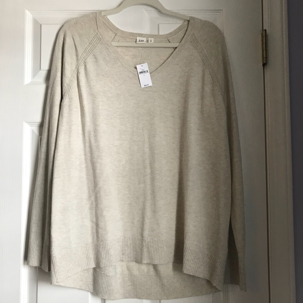 Women’s Brand New Gap Sweater!